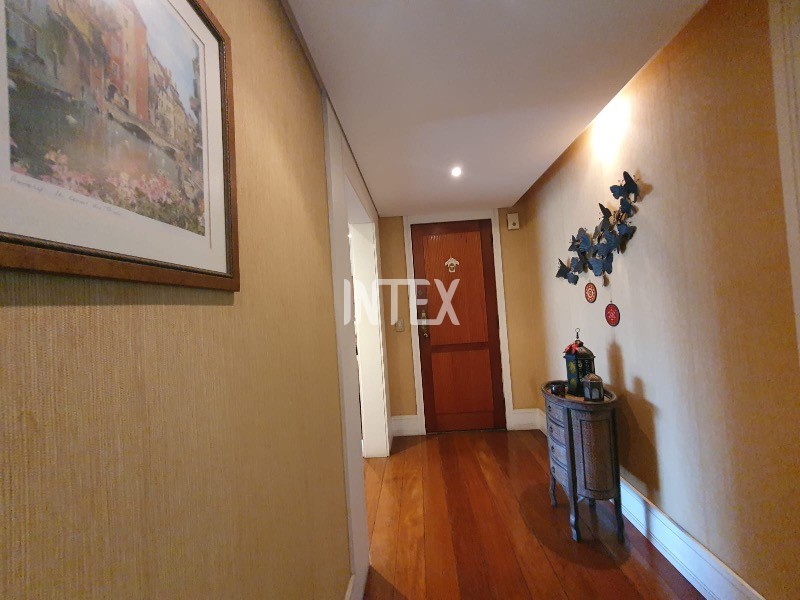 Apartamento à venda com 4 quartos, 195m² - Foto 16