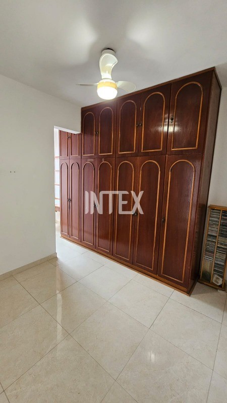 Apartamento à venda com 2 quartos, 72m² - Foto 5