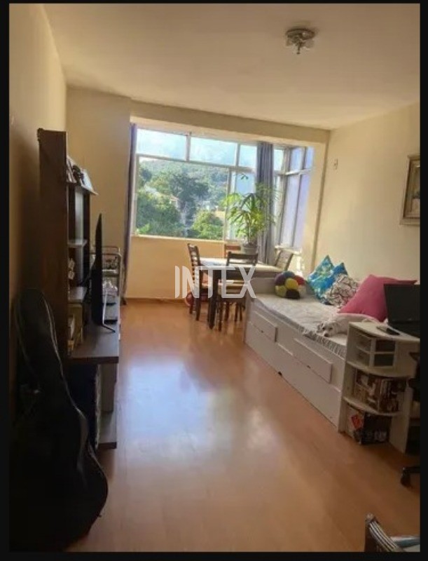 Apartamento à venda com 1 quarto, 43m² - Foto 1