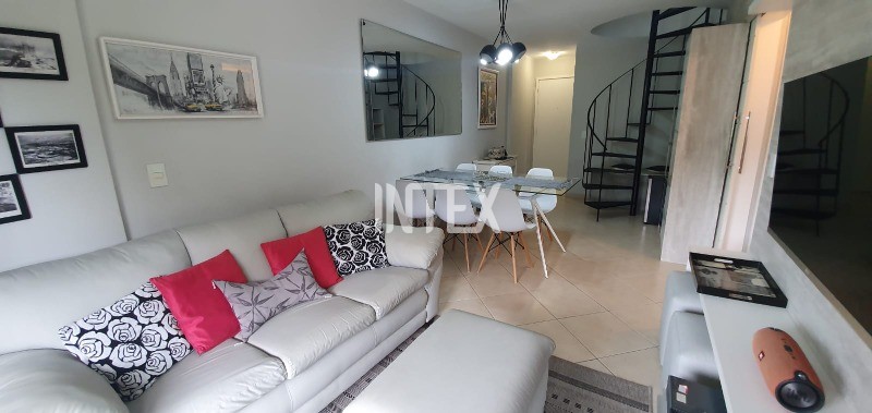 Cobertura à venda com 3 quartos, 200m² - Foto 3