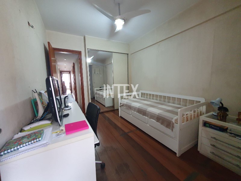 Apartamento à venda com 4 quartos, 195m² - Foto 39