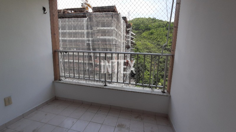 Apartamento à venda com 3 quartos, 90m² - Foto 4