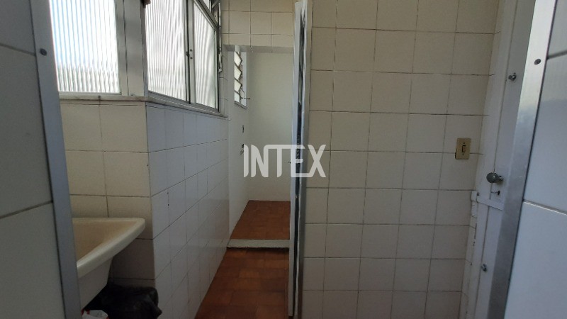 Apartamento à venda com 2 quartos, 72m² - Foto 22