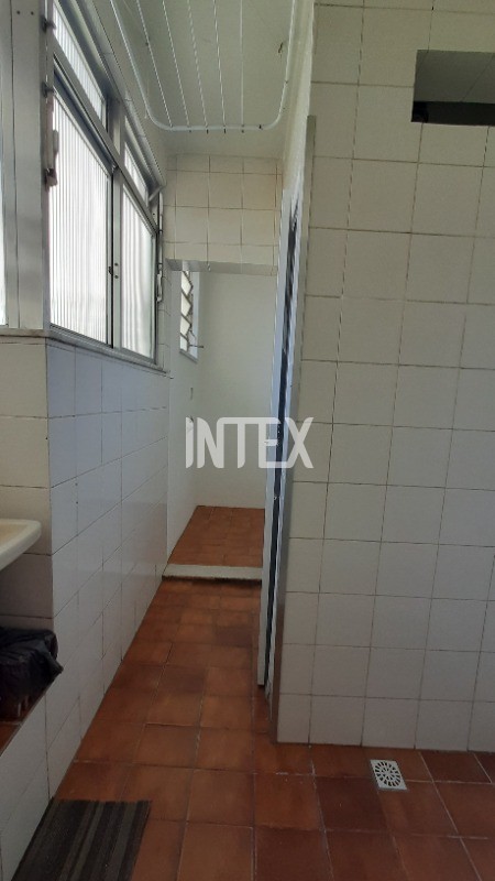 Apartamento à venda com 2 quartos, 72m² - Foto 23