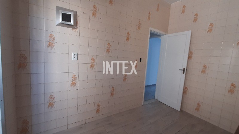 Apartamento à venda com 2 quartos, 72m² - Foto 20