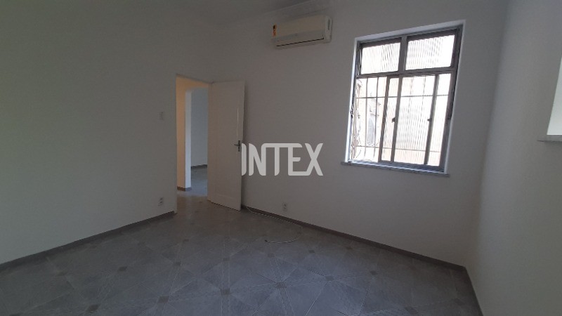 Apartamento à venda com 2 quartos, 72m² - Foto 8