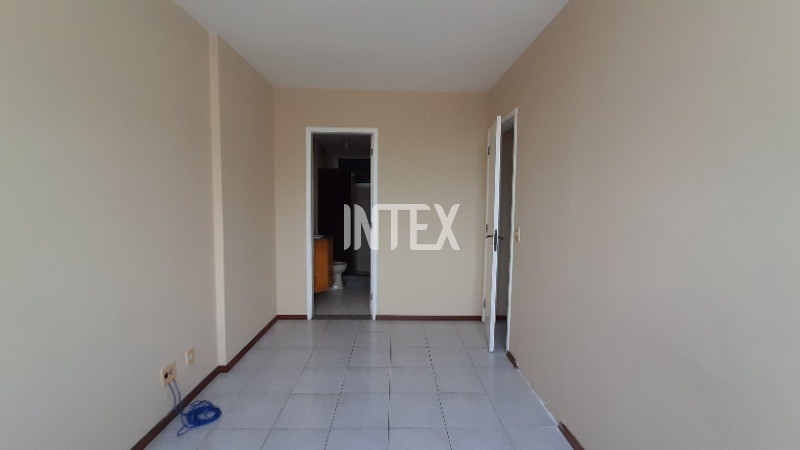 Apartamento à venda com 3 quartos, 90m² - Foto 17