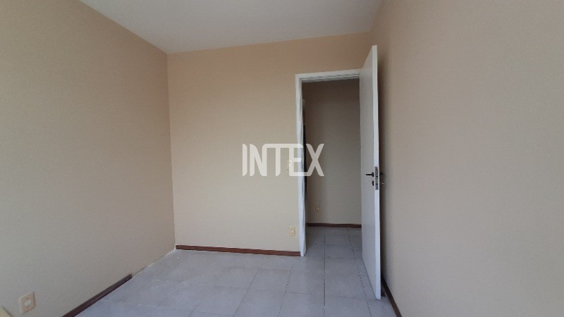 Apartamento à venda com 3 quartos, 90m² - Foto 15