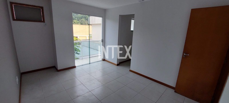 Casa à venda com 4 quartos, 122m² - Foto 18