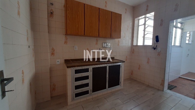 Apartamento à venda com 2 quartos, 72m² - Foto 17