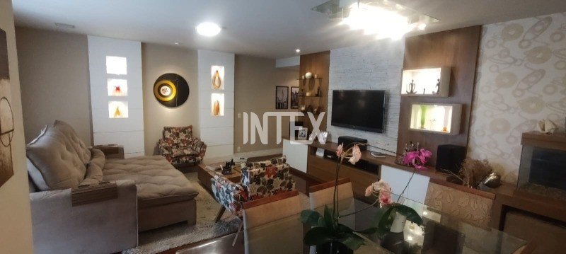 Apartamento à venda com 3 quartos, 120m² - Foto 1