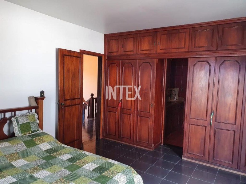 Casa à venda com 5 quartos, 439m² - Foto 17