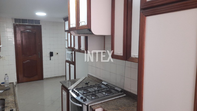 Apartamento à venda com 3 quartos, 120m² - Foto 13