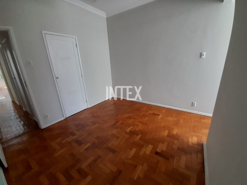 Apartamento à venda com 2 quartos, 83m² - Foto 5