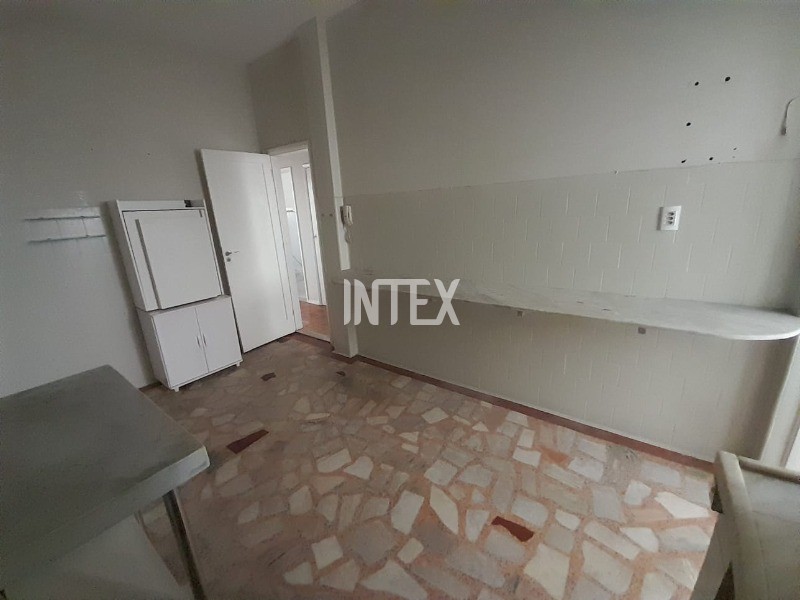 Apartamento à venda com 2 quartos, 83m² - Foto 18