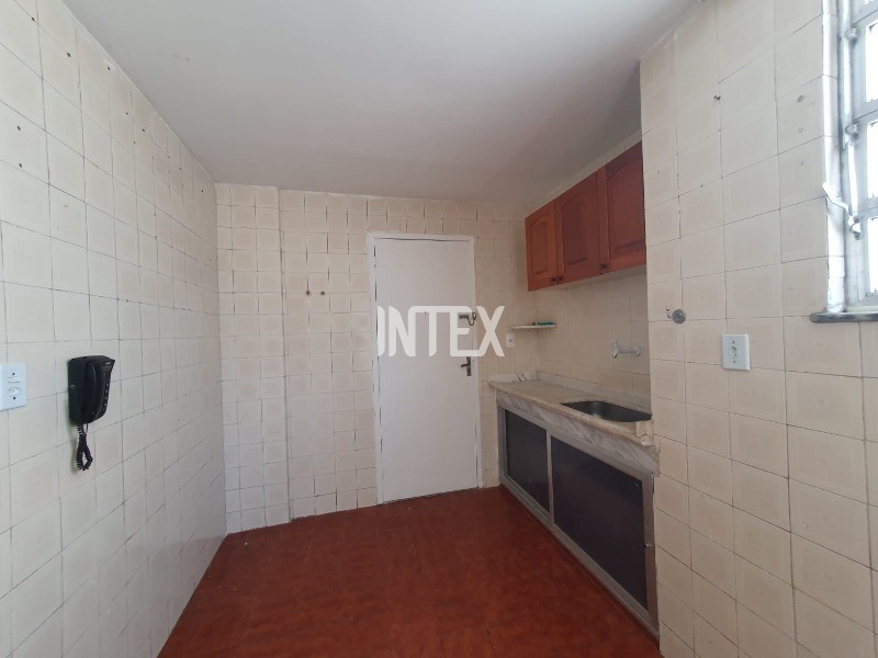 Apartamento à venda com 2 quartos, 80m² - Foto 16