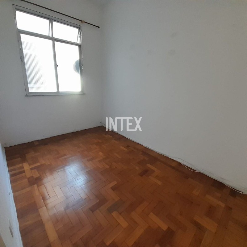 Apartamento à venda com 2 quartos, 60m² - Foto 3