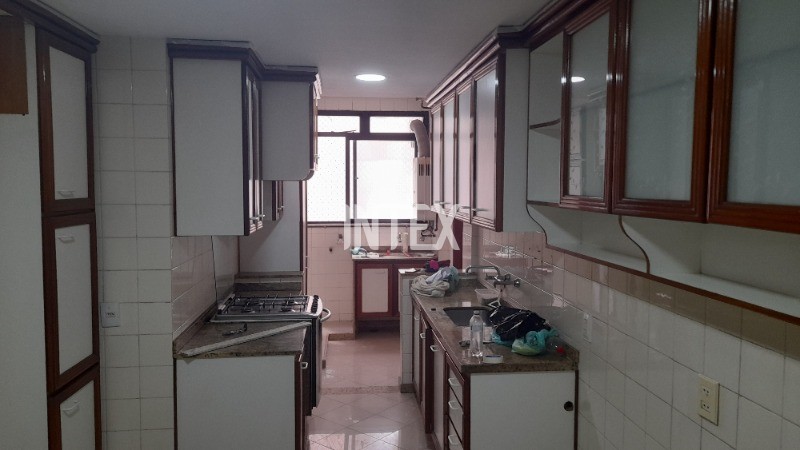 Apartamento à venda com 3 quartos, 120m² - Foto 12