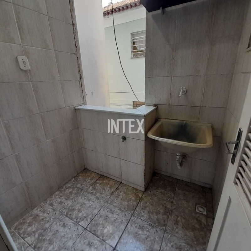 Apartamento à venda com 2 quartos, 60m² - Foto 10