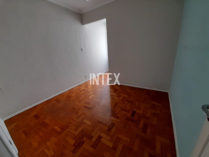 Apartamento à venda com 2 quartos, 83m² - Foto 7