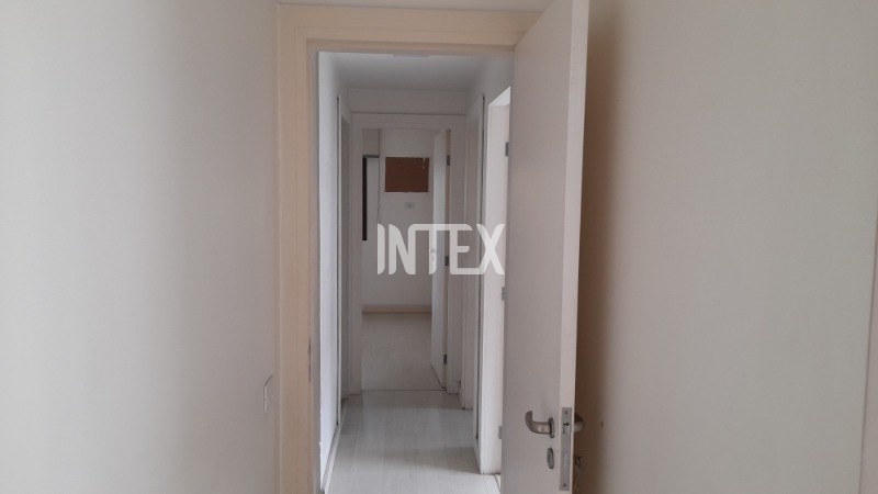 Apartamento à venda com 4 quartos, 135m² - Foto 6