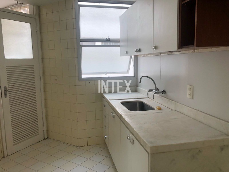 Apartamento à venda com 2 quartos, 80m² - Foto 16