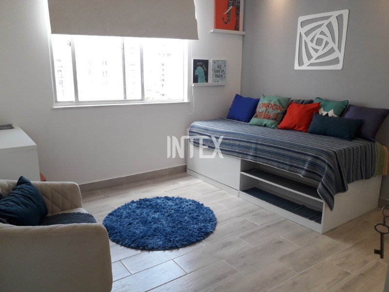 Apartamento à venda com 2 quartos, 80m² - Foto 19