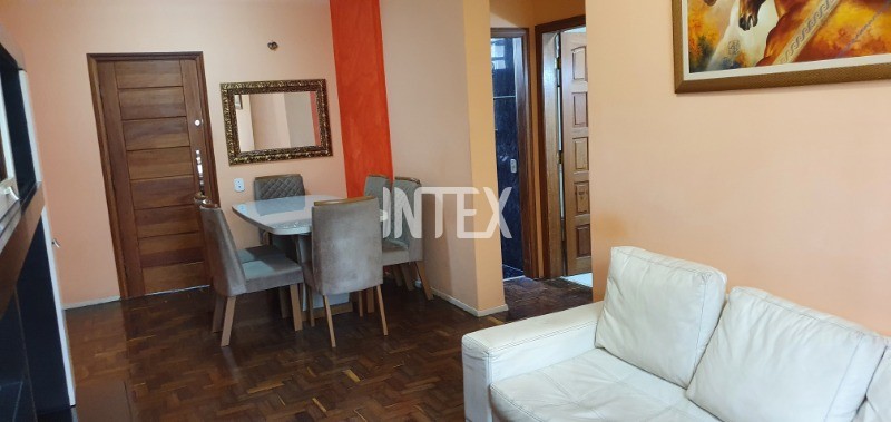 Apartamento à venda com 3 quartos, 130m² - Foto 2