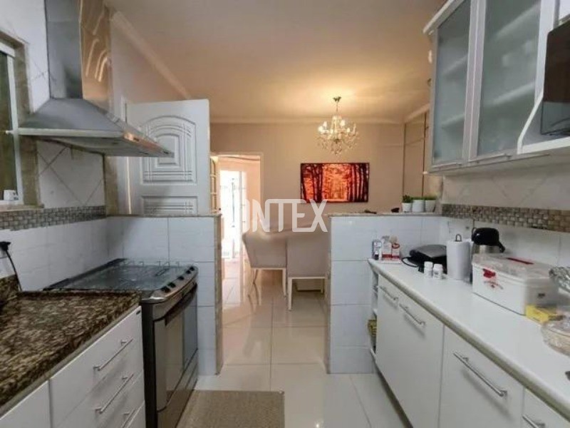 Casa à venda com 3 quartos, 125m² - Foto 2