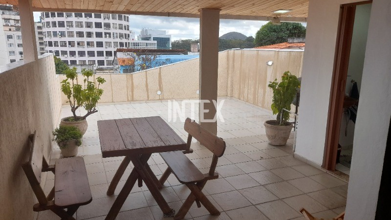 Apartamento à venda com 2 quartos, 70m² - Foto 13