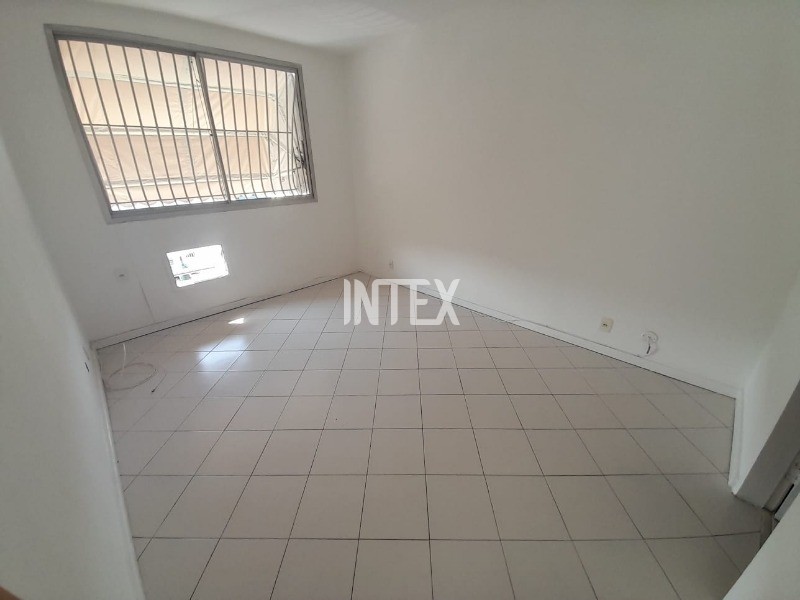 Apartamento à venda com 2 quartos, 80m² - Foto 10