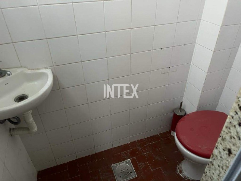 Apartamento à venda com 3 quartos, 130m² - Foto 12