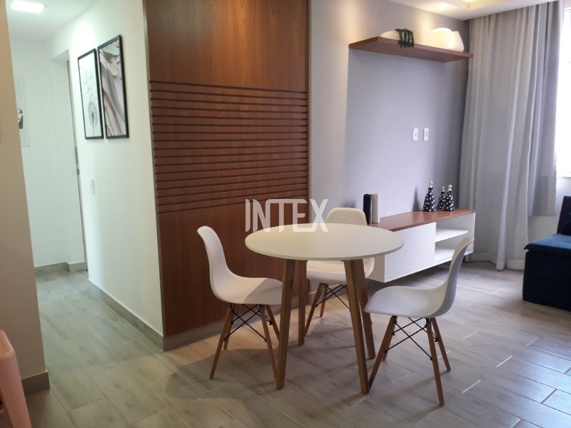 Apartamento à venda com 2 quartos, 80m² - Foto 4