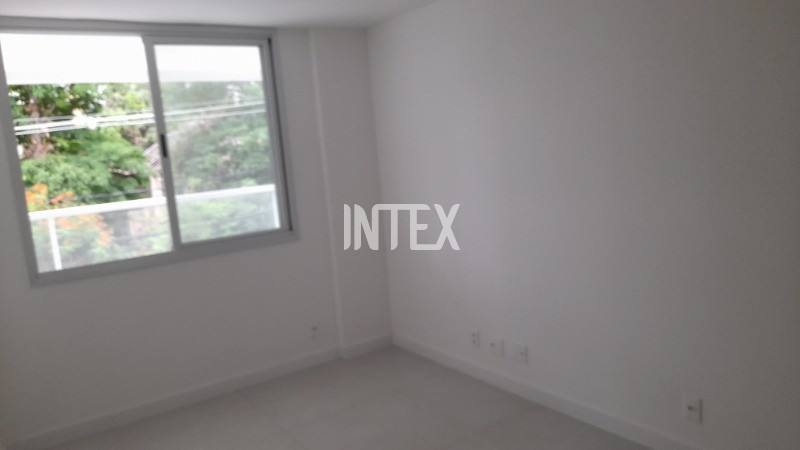 Apartamento à venda com 2 quartos, 90m² - Foto 4