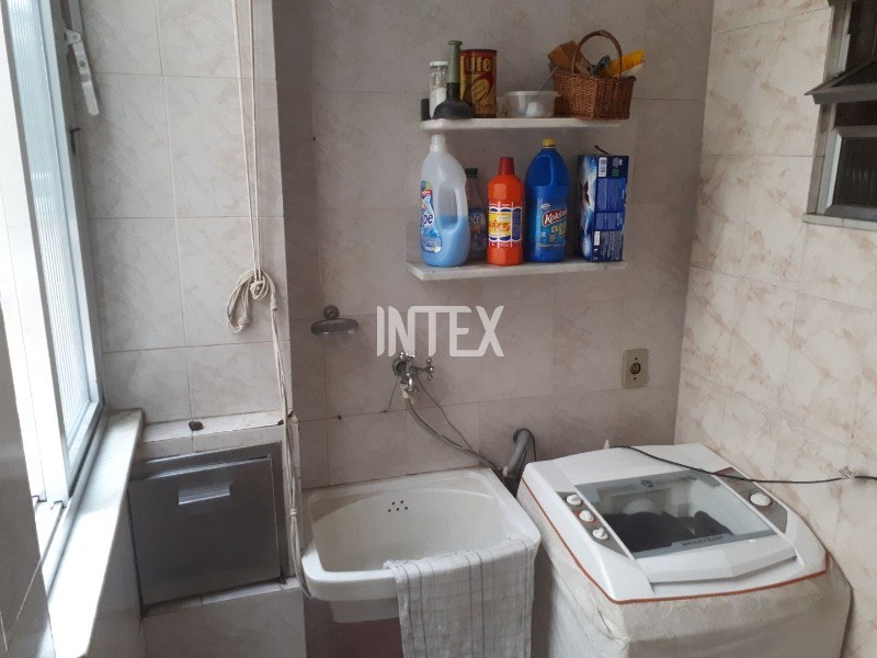 Apartamento à venda com 2 quartos, 80m² - Foto 8