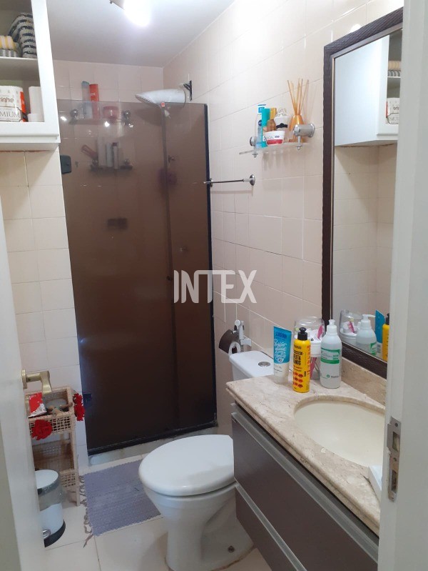 Apartamento à venda com 2 quartos, 65m² - Foto 11