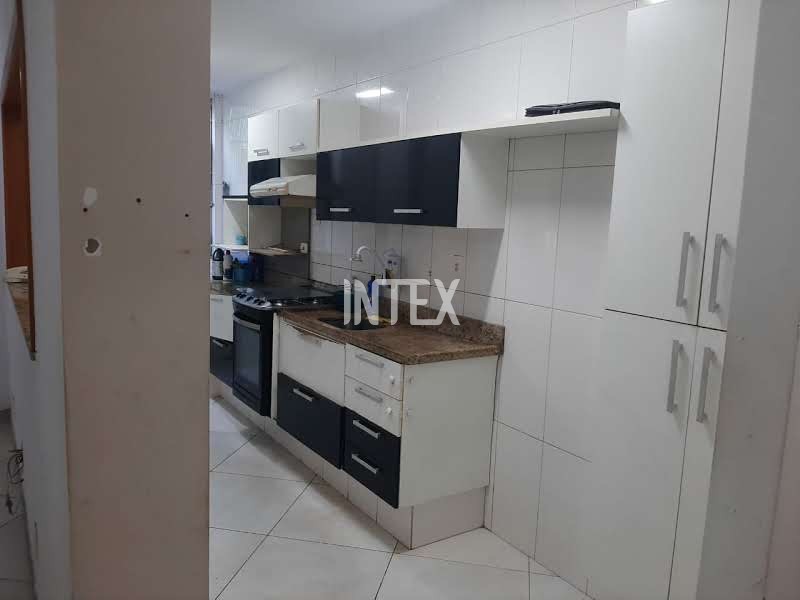 Apartamento à venda com 2 quartos, 80m² - Foto 10