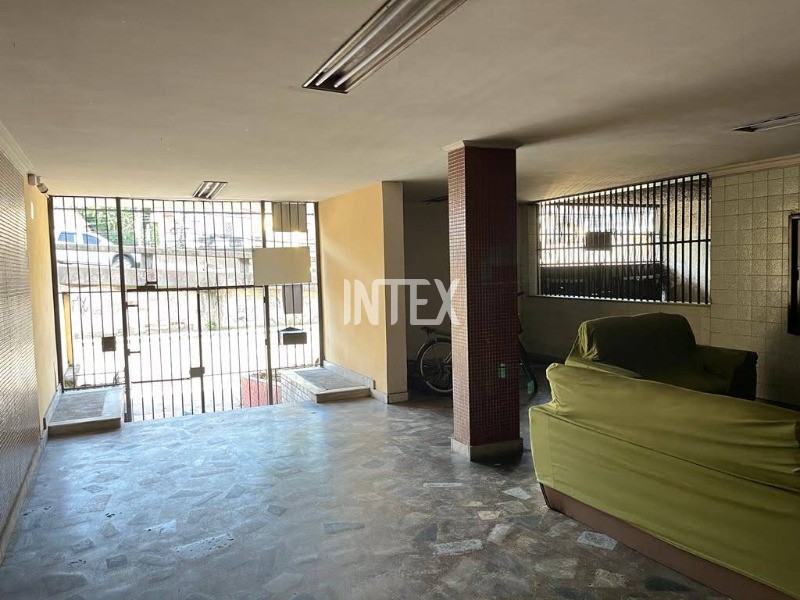 Apartamento à venda com 3 quartos, 130m² - Foto 17