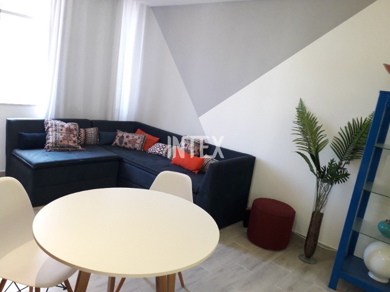 Apartamento à venda com 2 quartos, 80m² - Foto 3