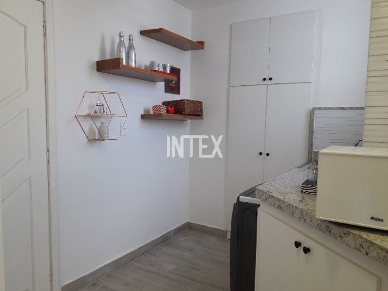 Apartamento à venda com 2 quartos, 80m² - Foto 13