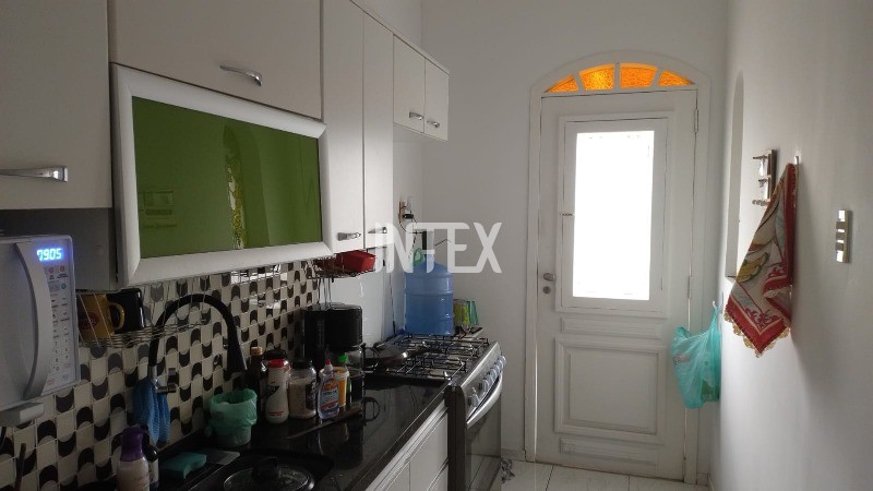 Apartamento à venda com 2 quartos, 70m² - Foto 11