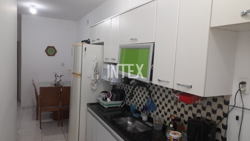 Apartamento à venda com 2 quartos, 70m² - Foto 16