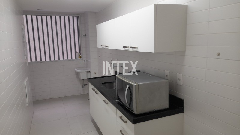 Apartamento à venda com 2 quartos, 90m² - Foto 6