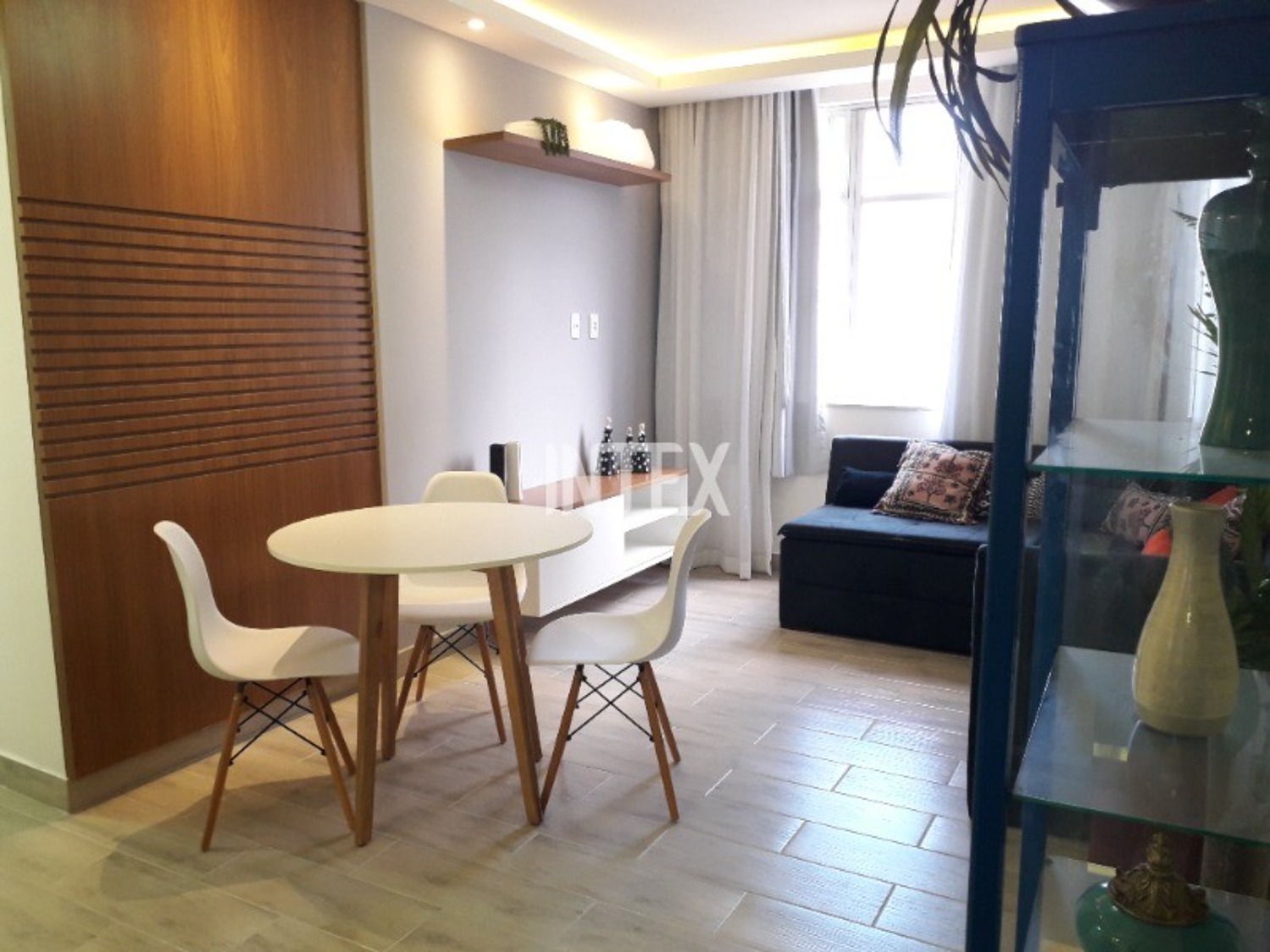 Apartamento à venda com 2 quartos, 80m² - Foto 1