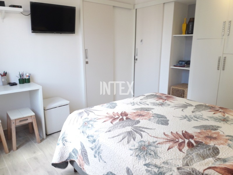 Apartamento à venda com 2 quartos, 80m² - Foto 15