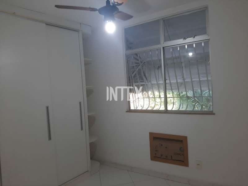 Apartamento à venda com 2 quartos, 80m² - Foto 5