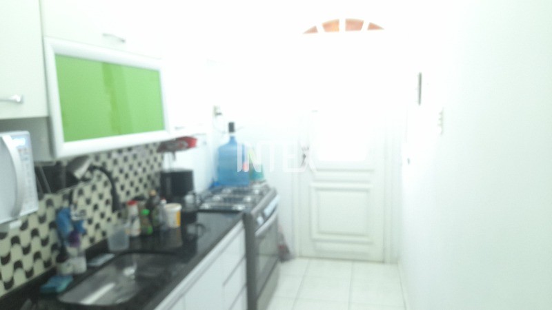 Apartamento à venda com 2 quartos, 70m² - Foto 15