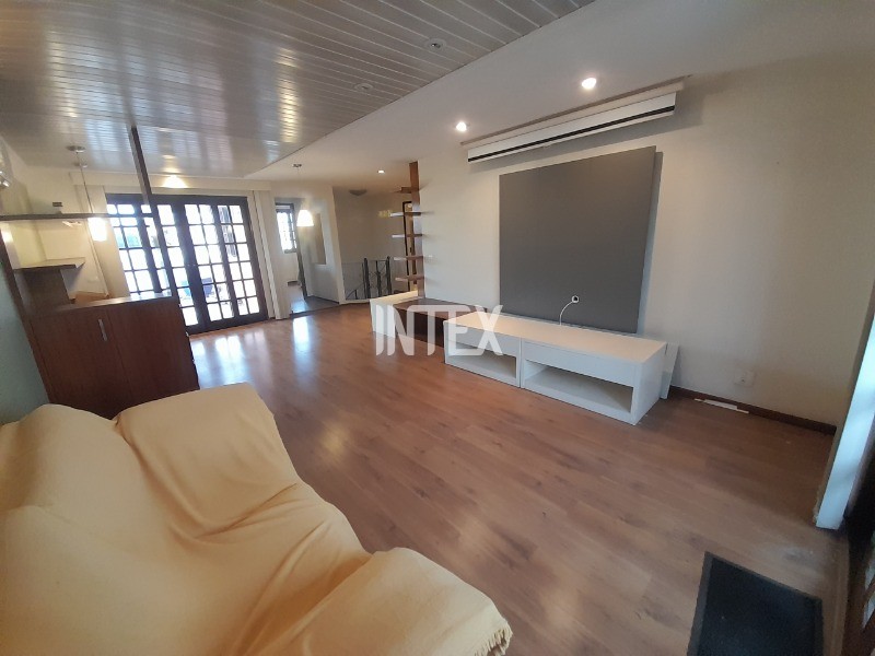 Cobertura à venda com 3 quartos, 200m² - Foto 15