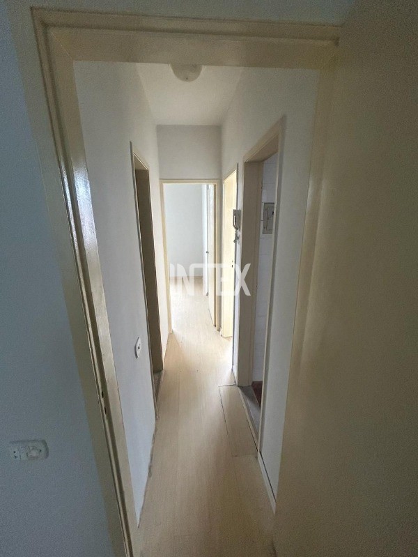 Apartamento à venda com 2 quartos, 73m² - Foto 4