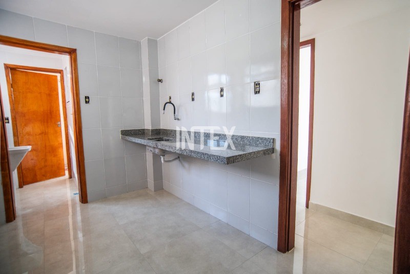 Apartamento à venda com 2 quartos, 80m² - Foto 12